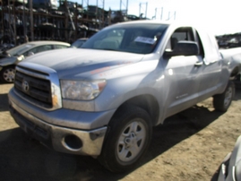 2011 TOYOTA TUNDRA SR5 SILVER DOUBLE CAB 4.6L AT 4WD Z16457